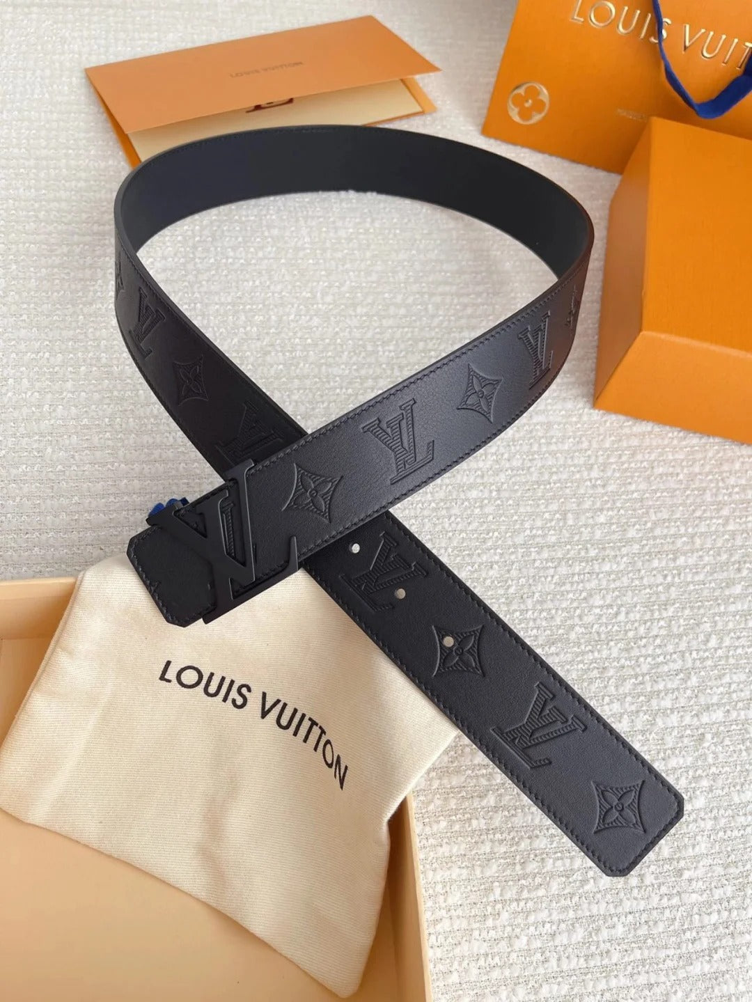 2025 L matte black Belt