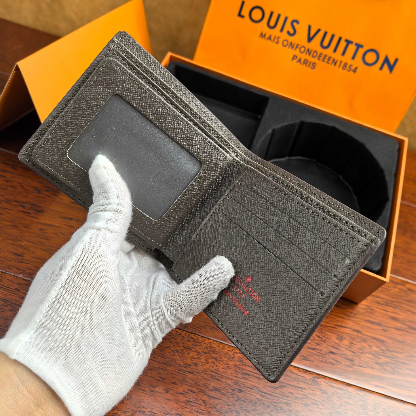2025 L Home Classic Belt + Wallet Set