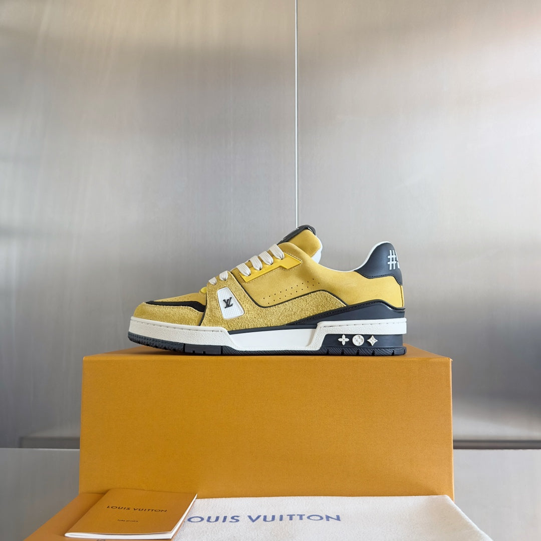 2025 250318 New high quality new color board shoes
