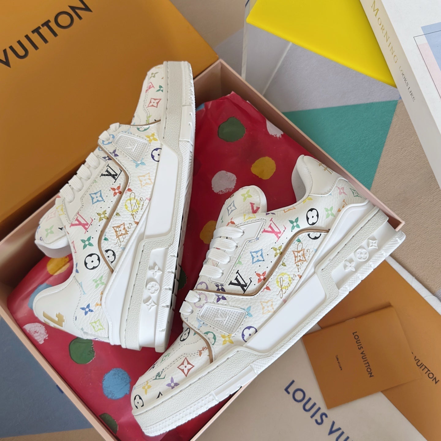 2025 250318 New high quality new color board shoes