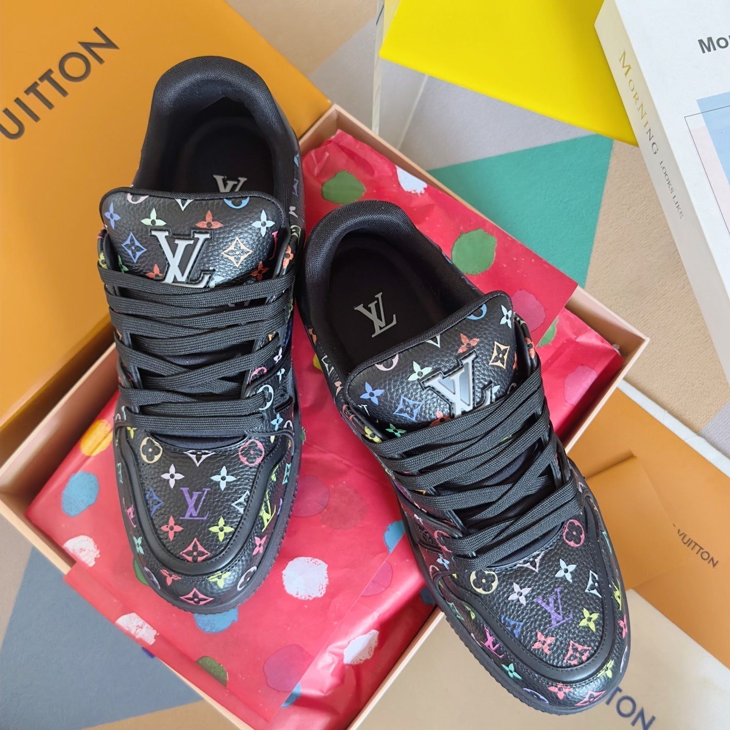 2025 250318 New high quality new color board shoes