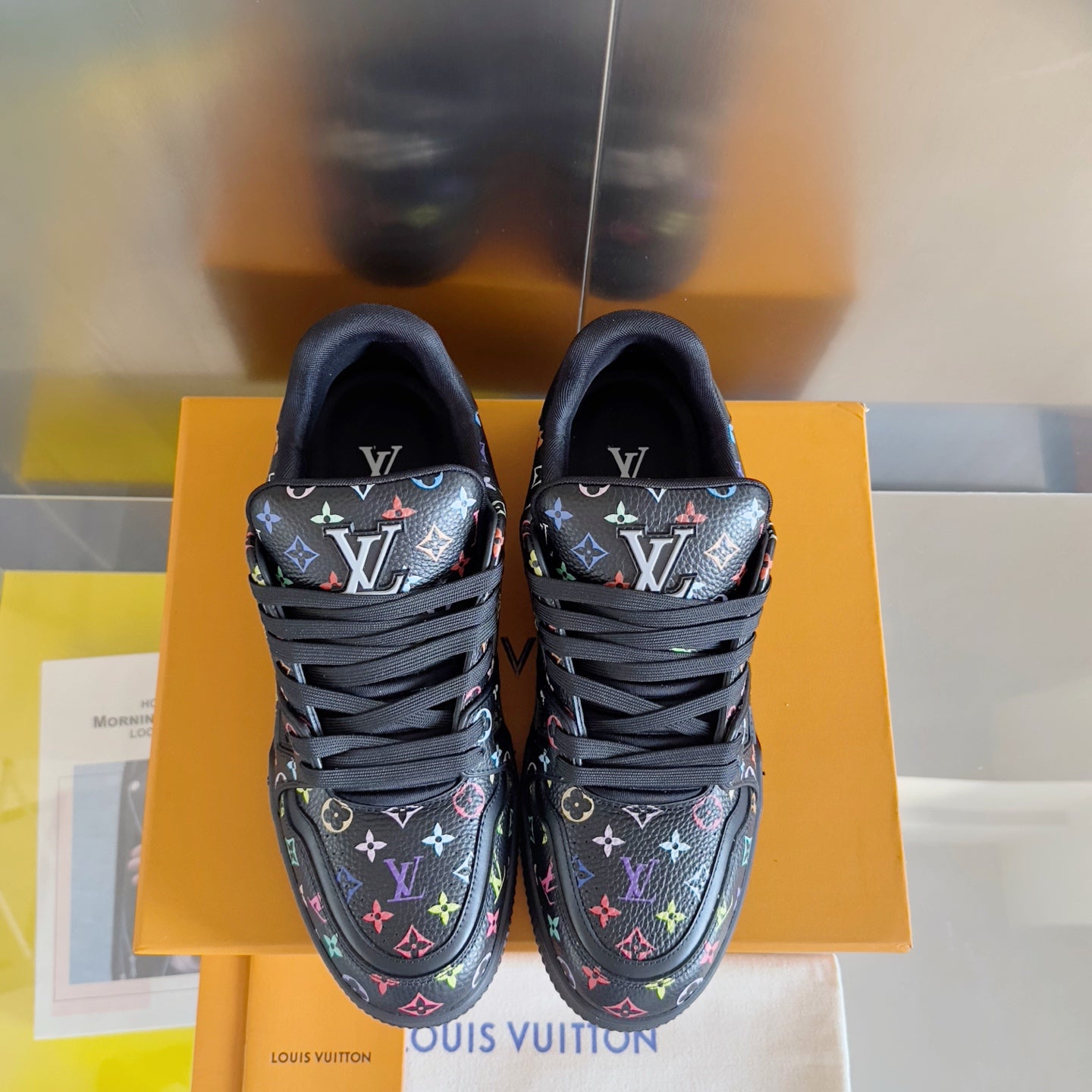 2025 250318 New high quality new color board shoes