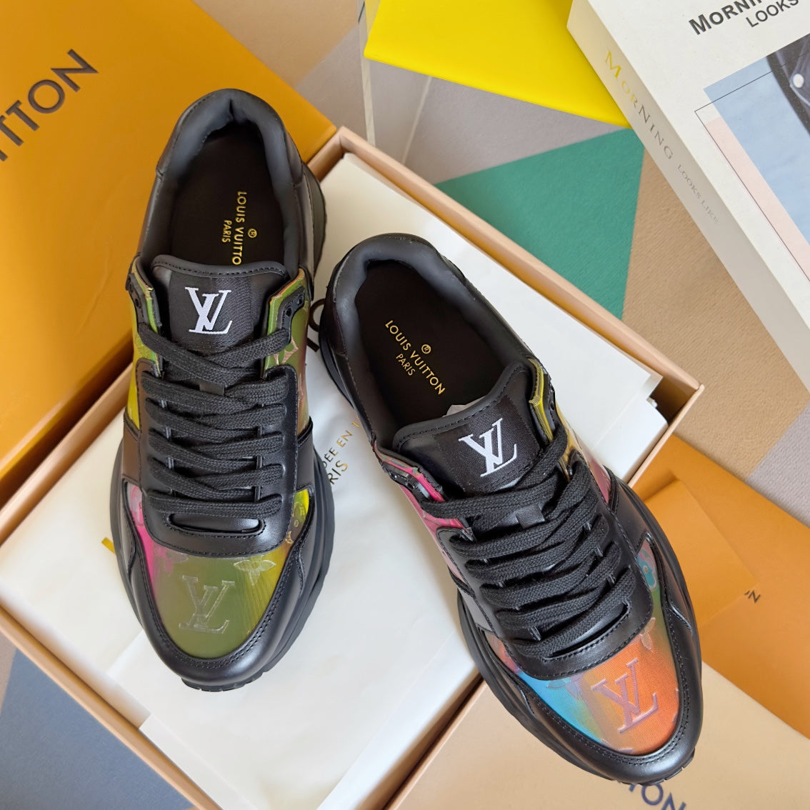 2025 250318 New high quality new color board shoes