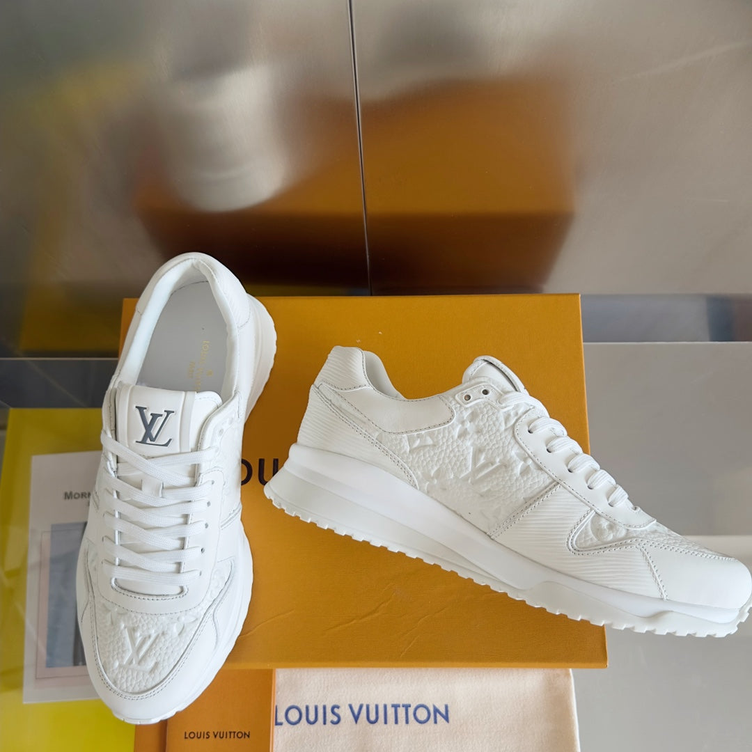 2025 250318 New high quality new color board shoes