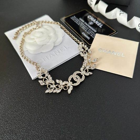 2025 Fashion Double C Leaf Rhinestone Necklace