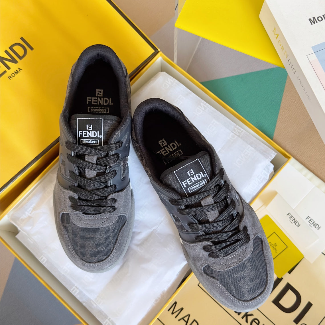 2025 1111 New color matching good quality shoes